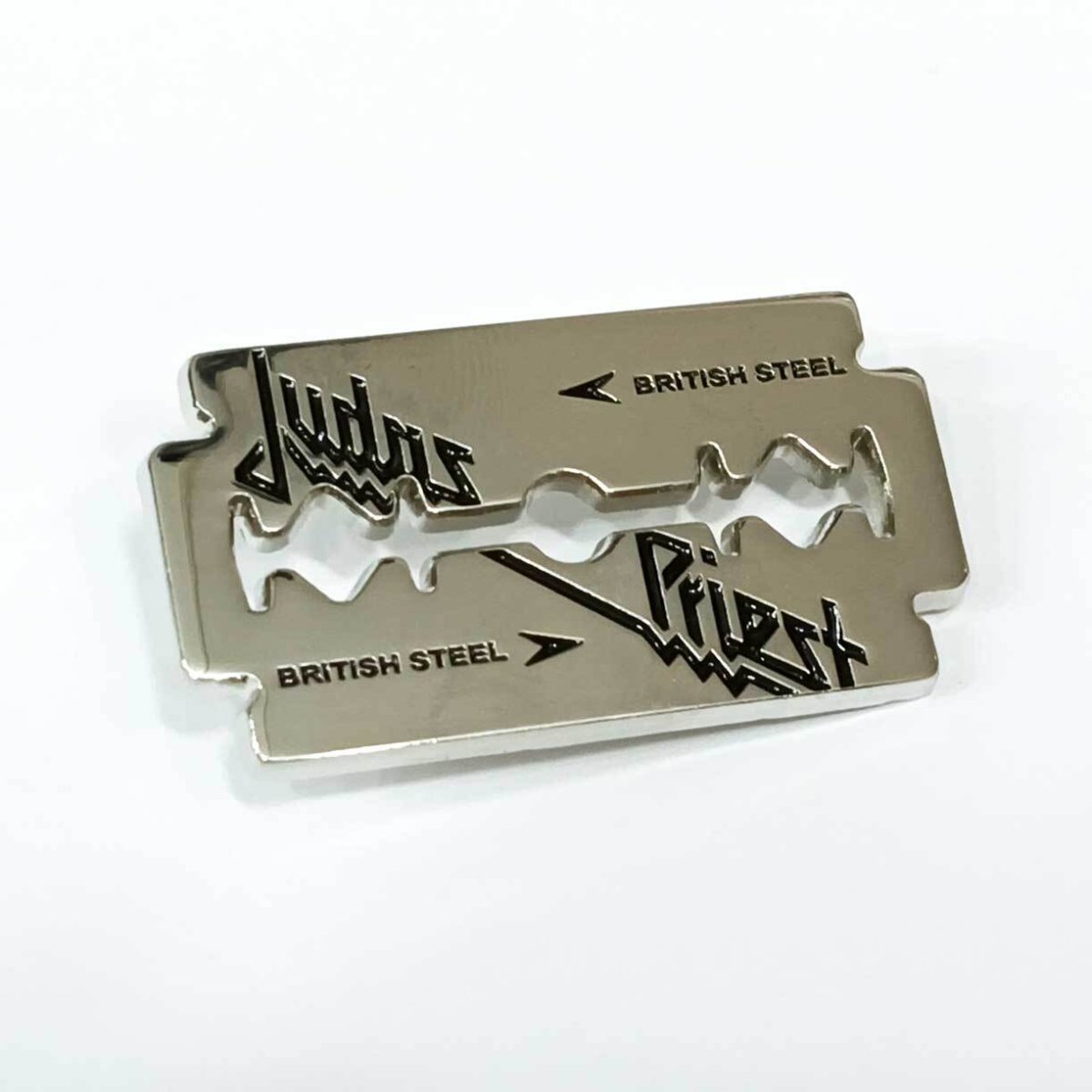 画像1: Judas Priest メタルピンバッジ ジューダス・プリースト British Steel Razor Blade (1)