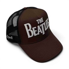 画像2: The Beatles メッシュスナップバックキャップ ザ・ビートルズ Drop T Logo & Apple BROWN/BLACK (2)
